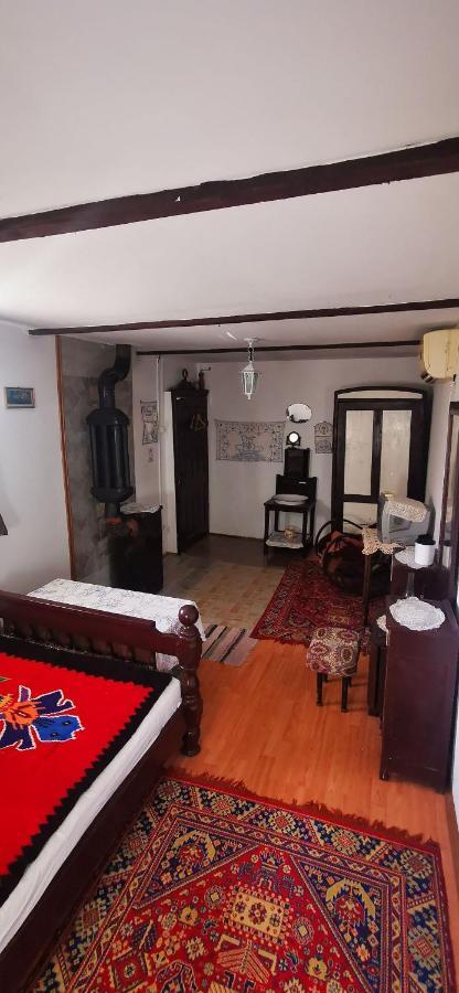 Apartamento Etno Domacinstvo Miris Bosiljka Mislodin Exterior foto